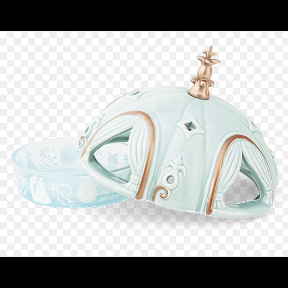 Cinderella Carriage Scentsy Warmer